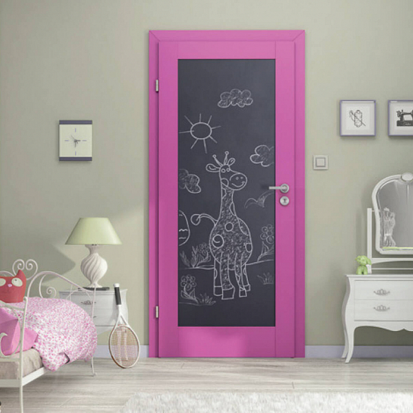 Цветные межкомнатные двери в детскую комнату